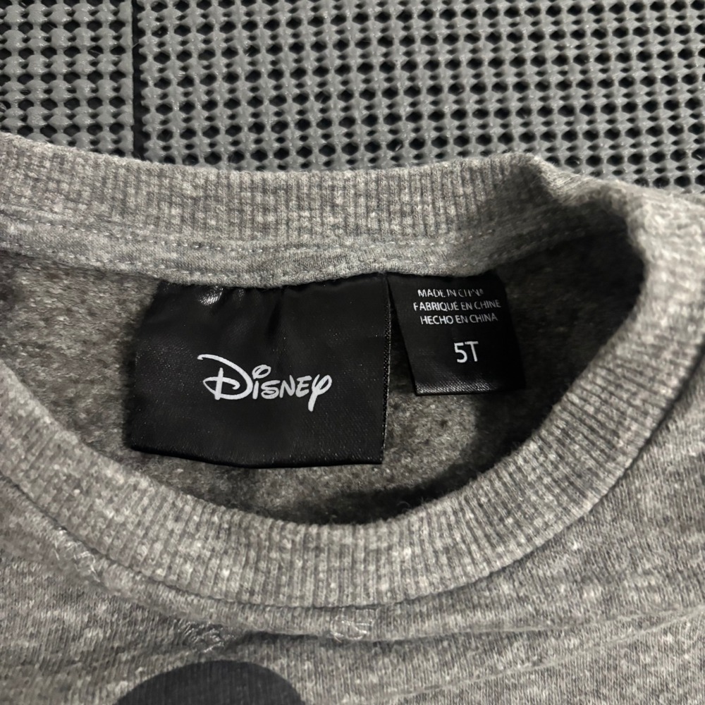 Disney Mickey Mouse Kids Heather Gray Graphic Pullover Sweatshirt Size 5T - Picture 2 of 4
